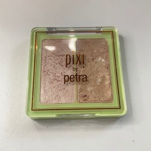 Pixi highlight on delicate dew!
